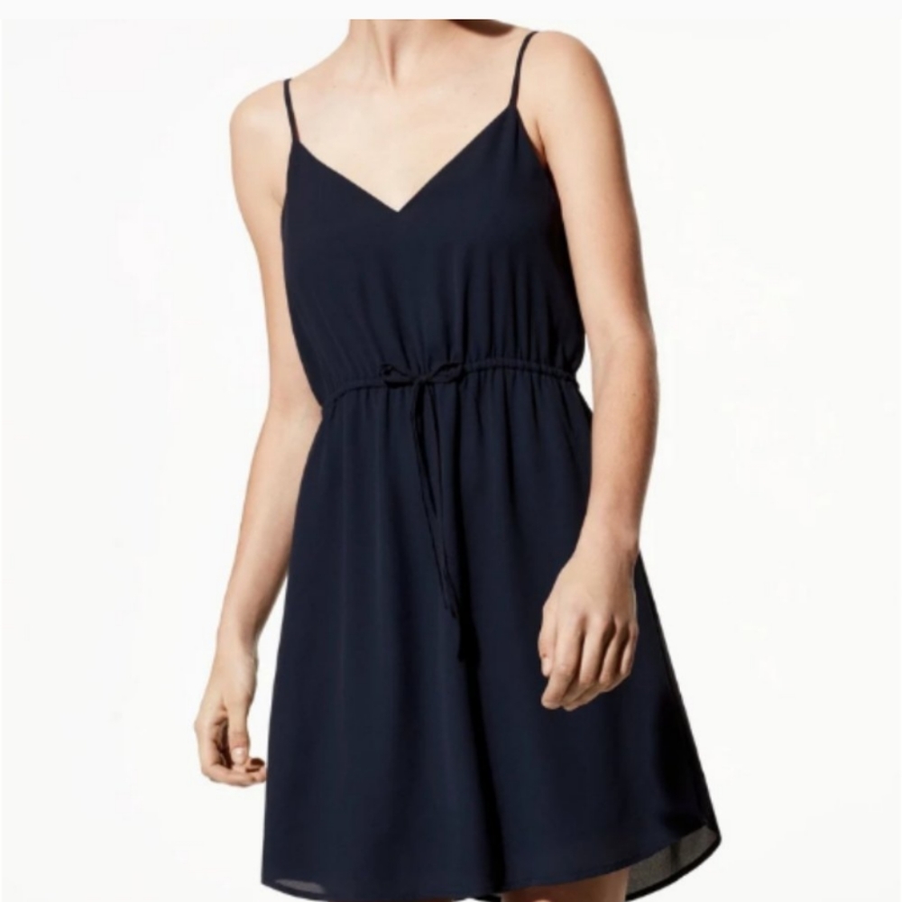 ✨ ARITZIA✨Babaton "Casimir" Dress - Picture 5 of 8